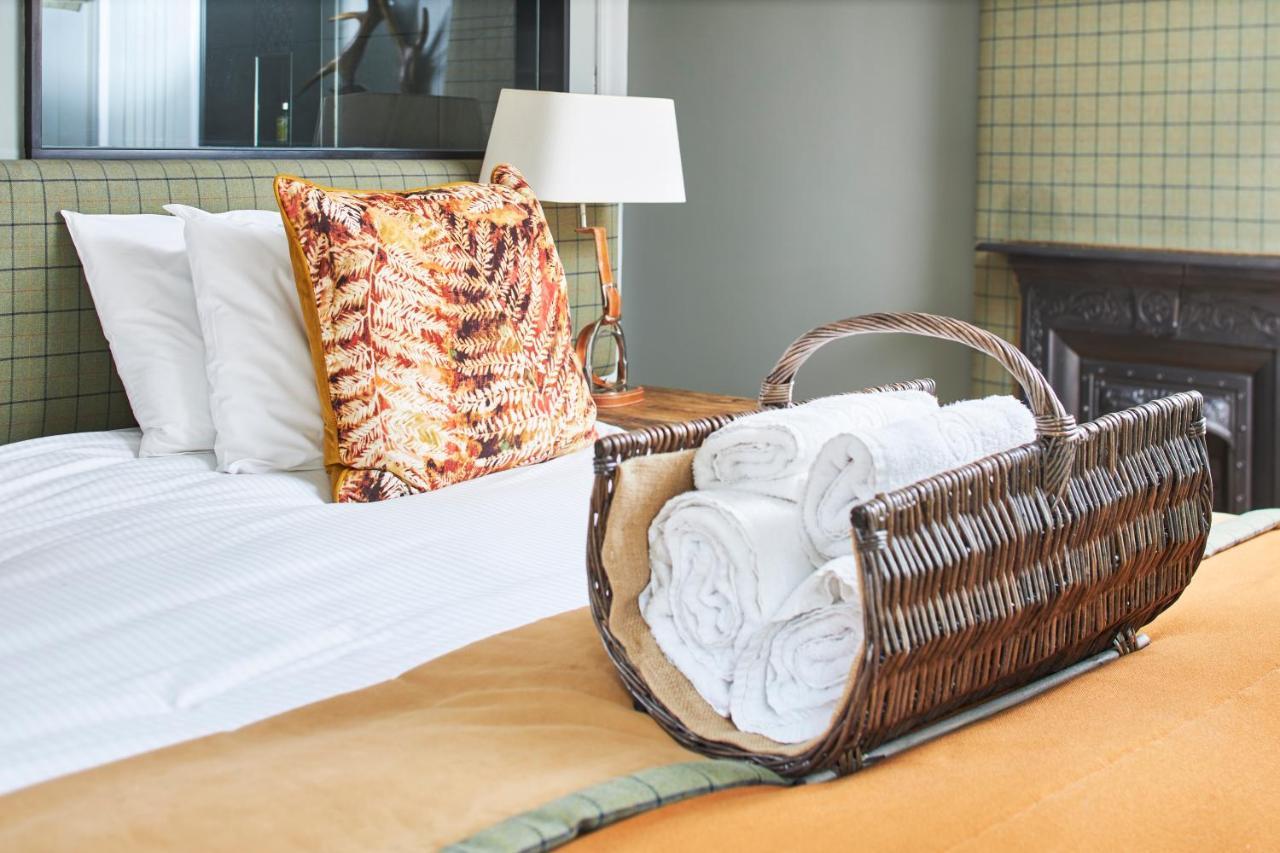 The Dalesman Country Inn Sedbergh Esterno foto