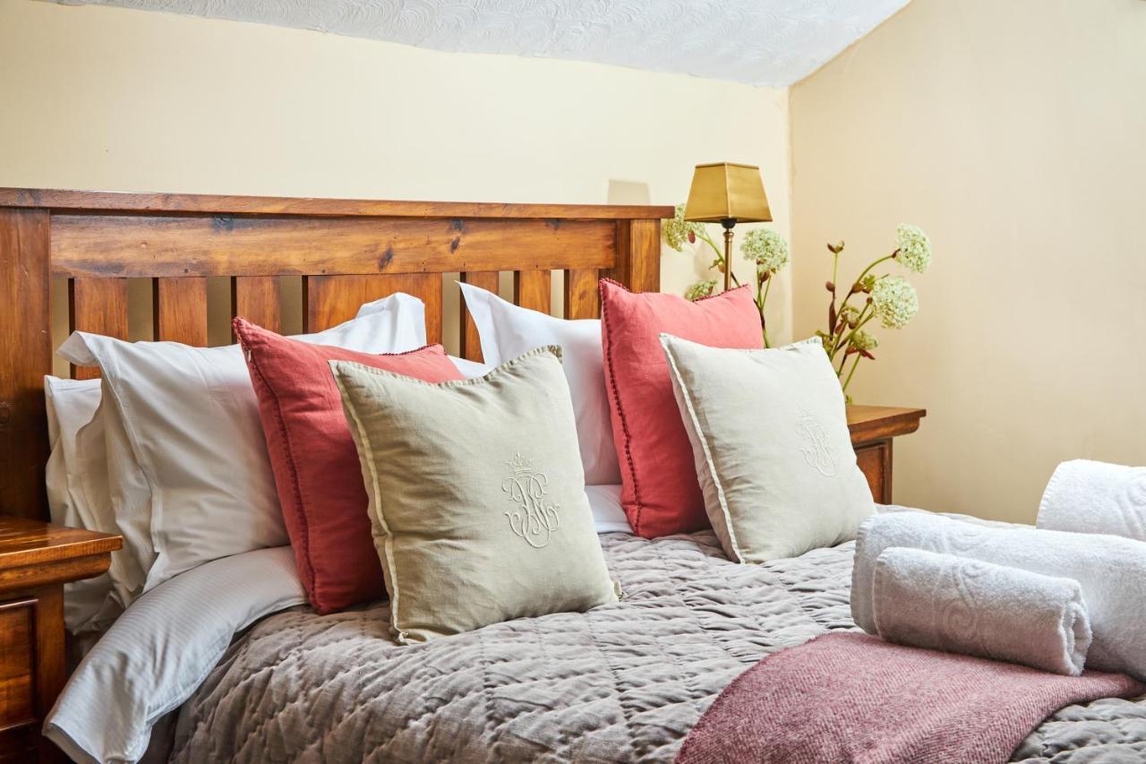 The Dalesman Country Inn Sedbergh Esterno foto