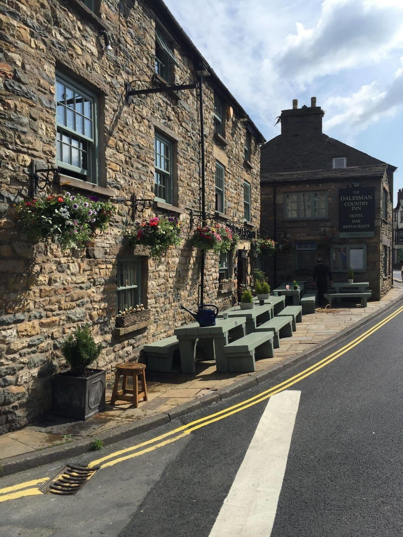 The Dalesman Country Inn Sedbergh Esterno foto